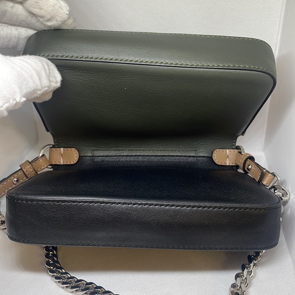 🎡Fendi Double Baguette Flower Studded Micro Bag - Picture 10 of 16